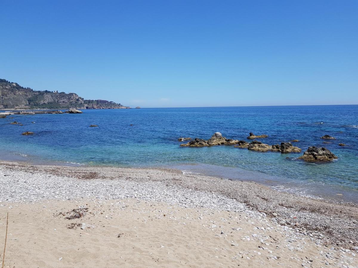 Appartamenti Via Lombardo Giardini-Naxos Buitenkant foto