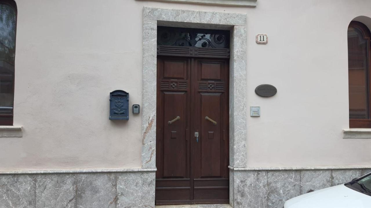 Appartamenti Via Lombardo Giardini-Naxos Buitenkant foto